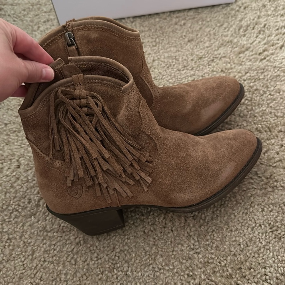 Ariat cowboy boots.